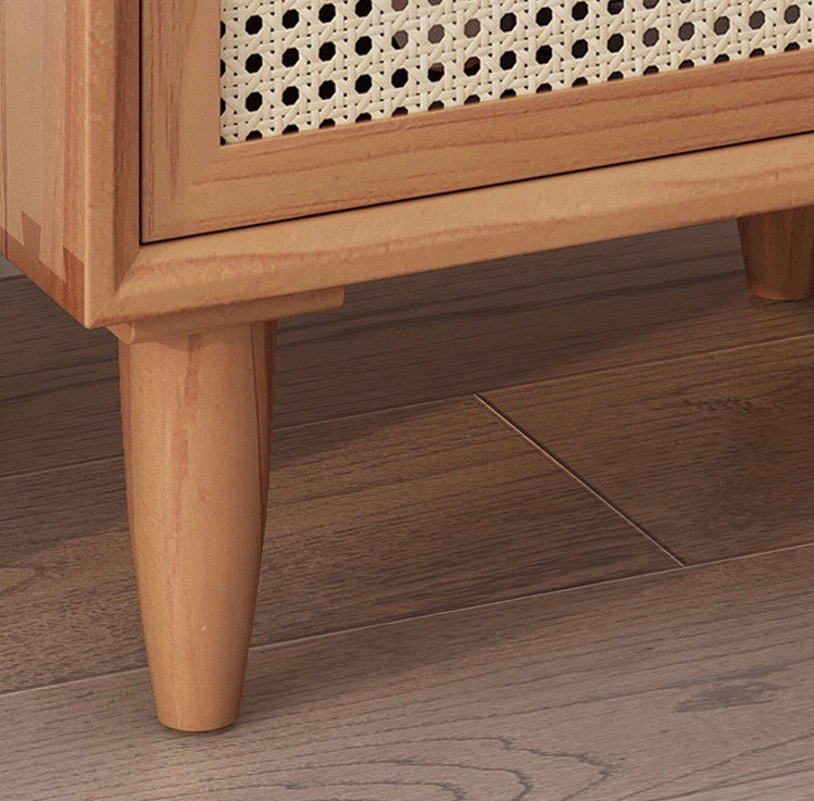 天然木サイドテーブル 藤編みと無垢材が組み合わせたナイトテーブル